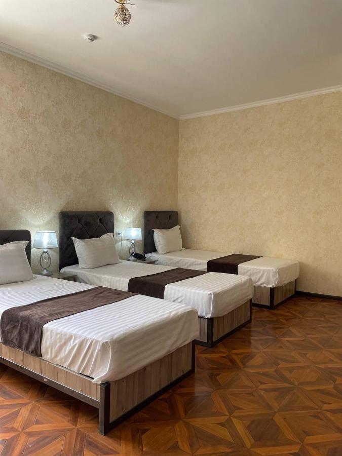 Yantai Hotel Tashkent Ngoại thất bức ảnh