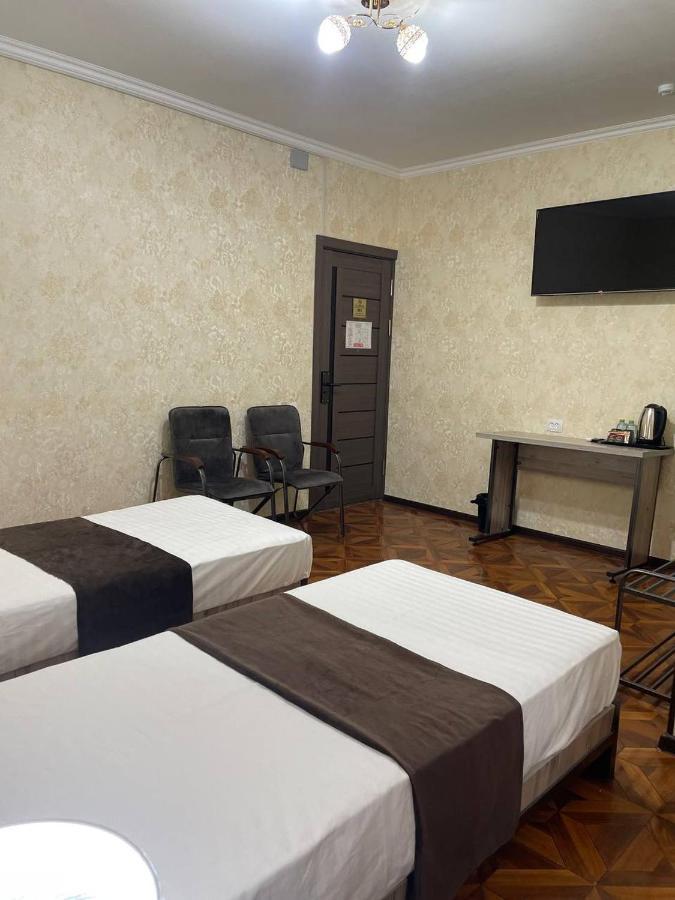 Yantai Hotel Tashkent Ngoại thất bức ảnh