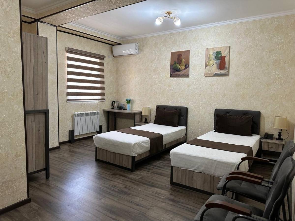 Yantai Hotel Tashkent Ngoại thất bức ảnh