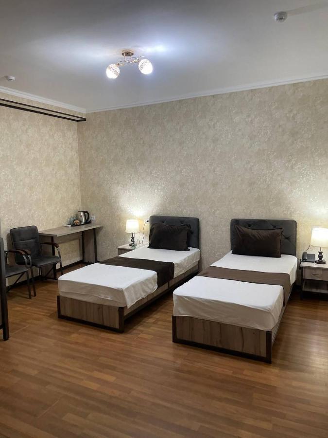 Yantai Hotel Tashkent Ngoại thất bức ảnh